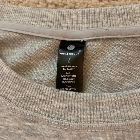 AE, A&F, Gap oversized tees and tanks - Picture 11 of 12